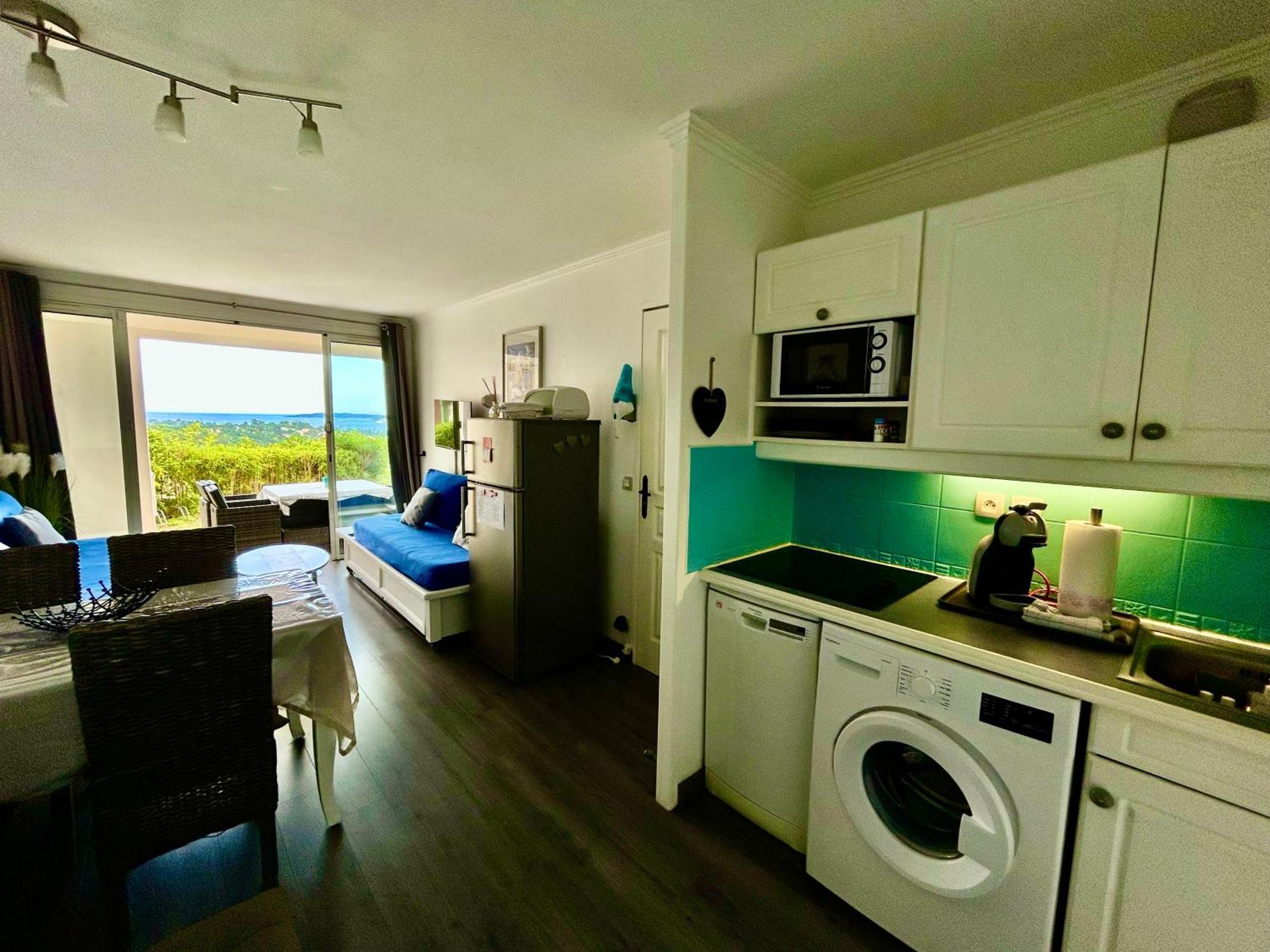 Les Restanques Vue Mer Roses 1070 Rez De Jardin 그리모 외부 사진